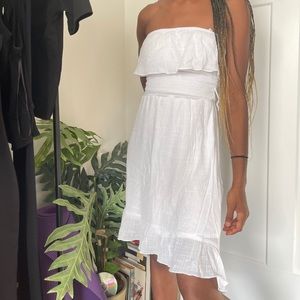 Flowy summer white dress